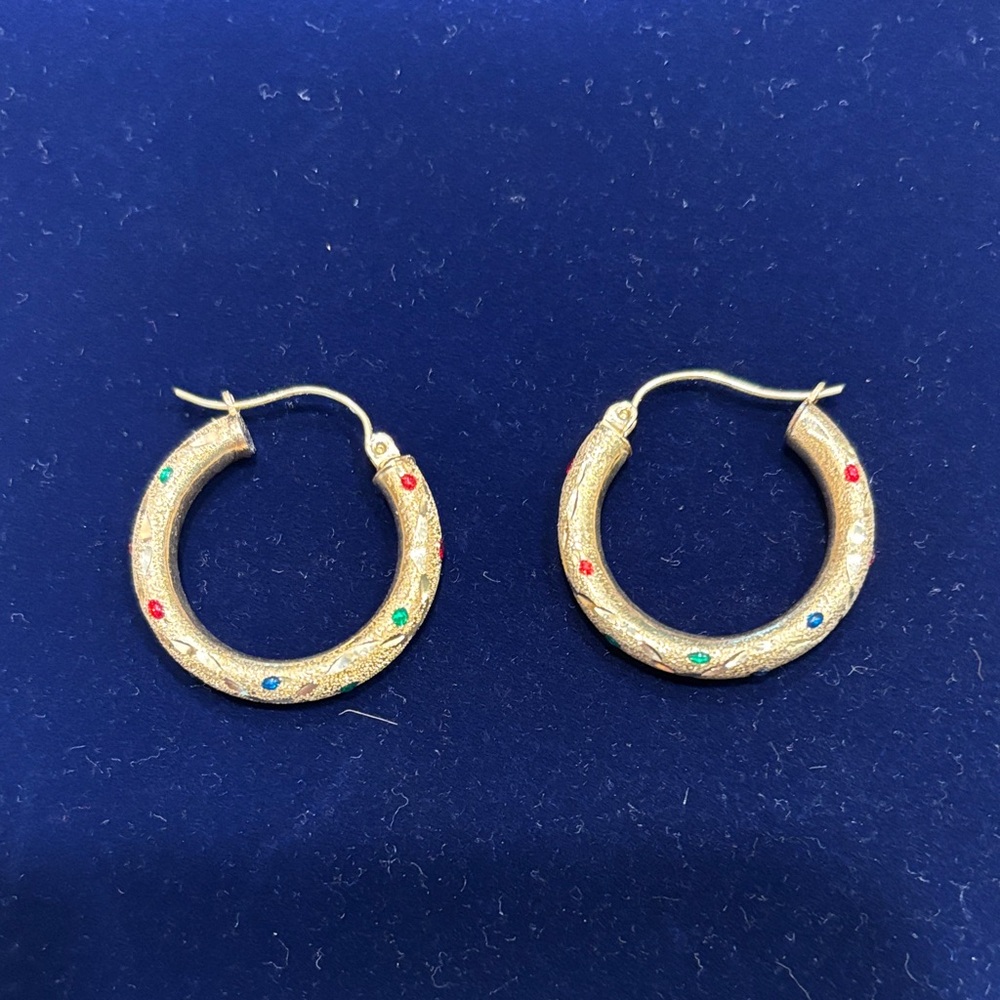 Elegant Gold Hoop Earrings with Colorful Accents